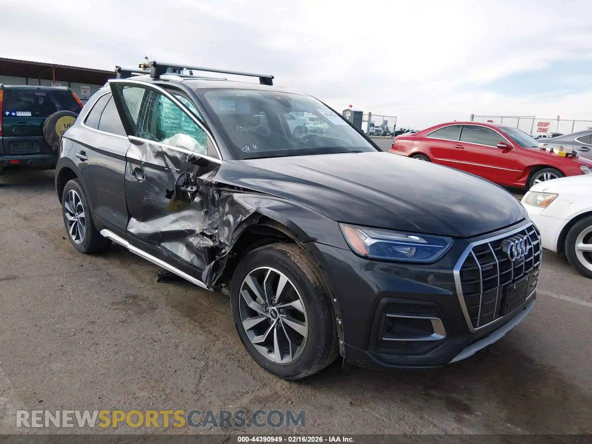 1 Photograph of a damaged car WA1BAAFY0M2013098 AUDI Q5 2021