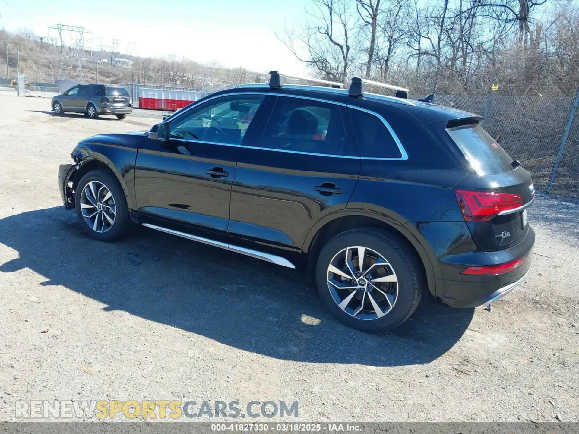 3 Photograph of a damaged car WA1BAAFY0M2018978 AUDI Q5 2021
