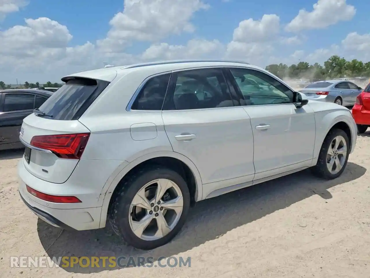 3 Photograph of a damaged car WA1BAAFY0M2029141 AUDI Q5 2021