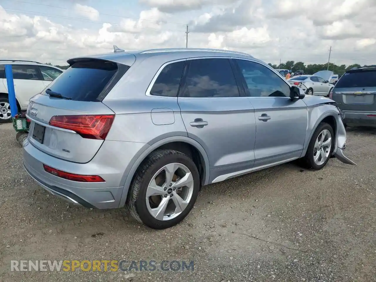 3 Photograph of a damaged car WA1BAAFY0M2090649 AUDI Q5 2021