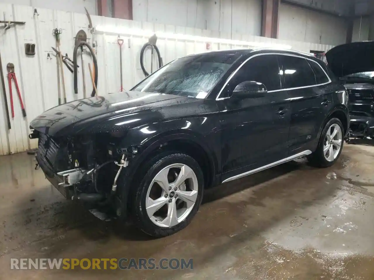 1 Photograph of a damaged car WA1BAAFY0M2110494 AUDI Q5 2021