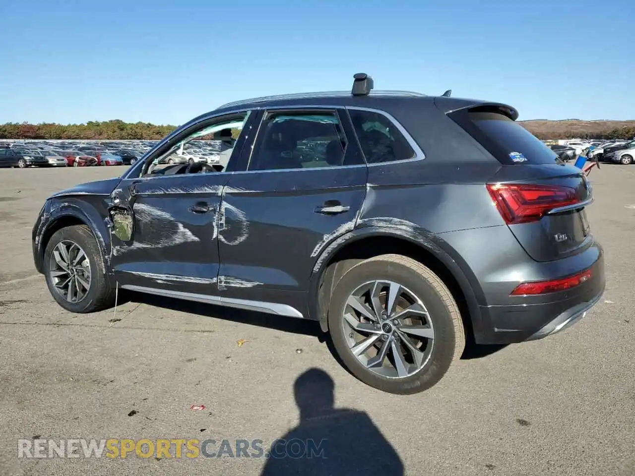 2 Photograph of a damaged car WA1BAAFY0M2135542 AUDI Q5 2021