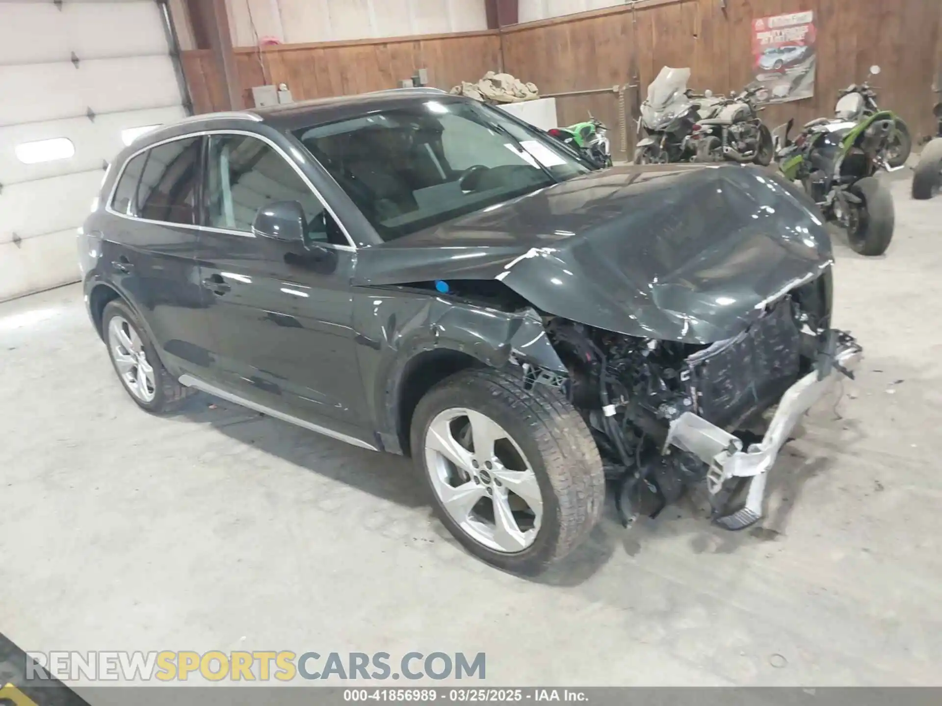 1 Photograph of a damaged car WA1BAAFY1M2003549 AUDI Q5 2021
