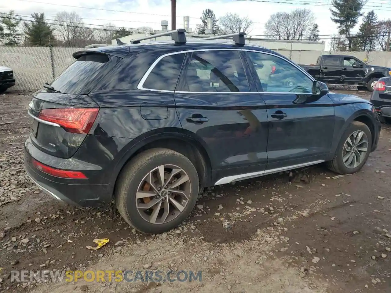 3 Photograph of a damaged car WA1BAAFY1M2015751 AUDI Q5 2021