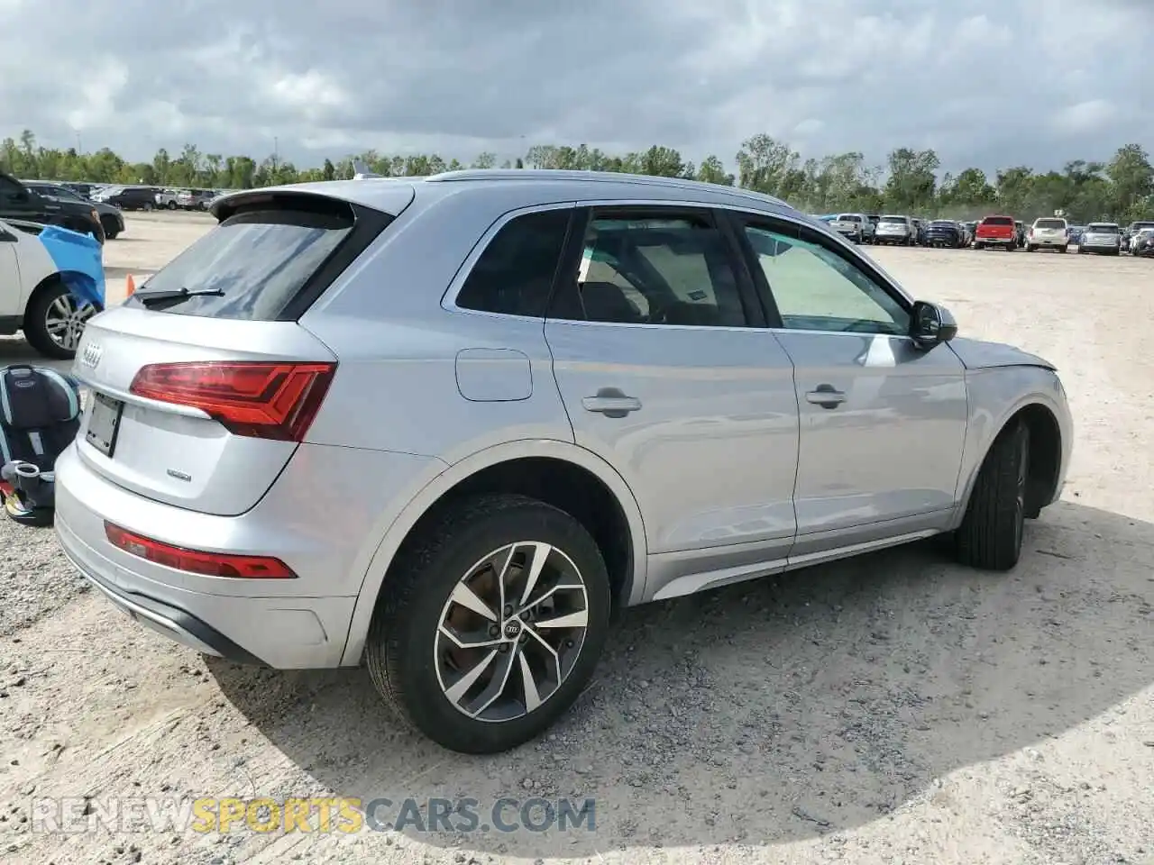 3 Photograph of a damaged car WA1BAAFY1M2018875 AUDI Q5 2021