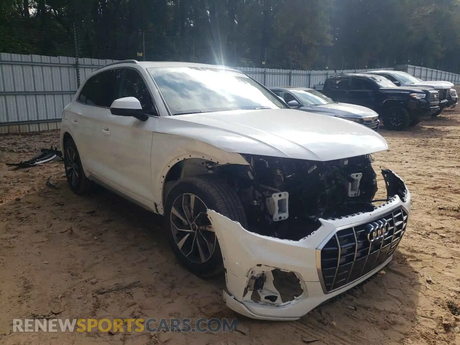 1 Photograph of a damaged car WA1BAAFY1M2042917 AUDI Q5 2021