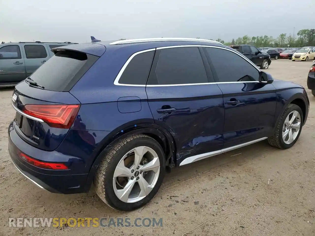 3 Photograph of a damaged car WA1BAAFY1M2085489 AUDI Q5 2021