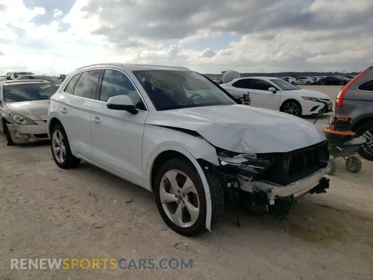 1 Photograph of a damaged car WA1BAAFY1M2095701 AUDI Q5 2021