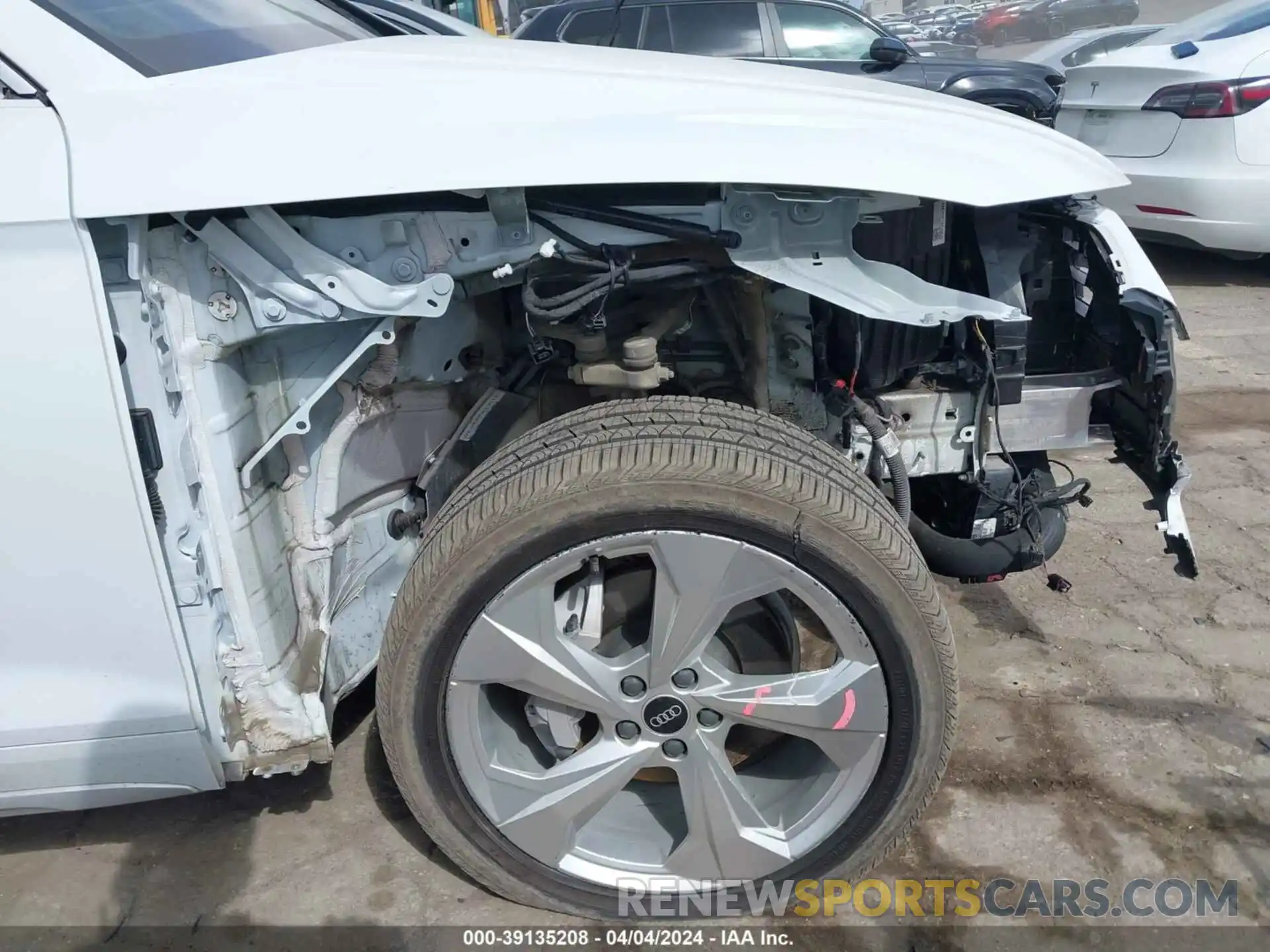 6 Photograph of a damaged car WA1BAAFY1M2133928 AUDI Q5 2021