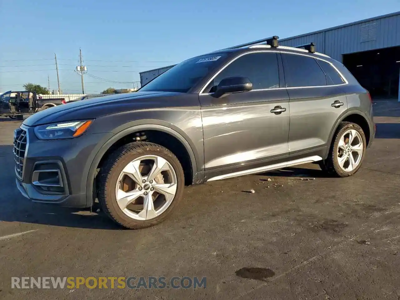 1 Photograph of a damaged car WA1BAAFY2M2027598 AUDI Q5 2021