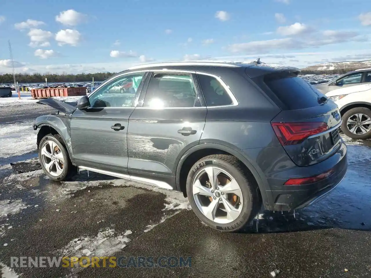 2 Photograph of a damaged car WA1BAAFY2M2104700 AUDI Q5 2021