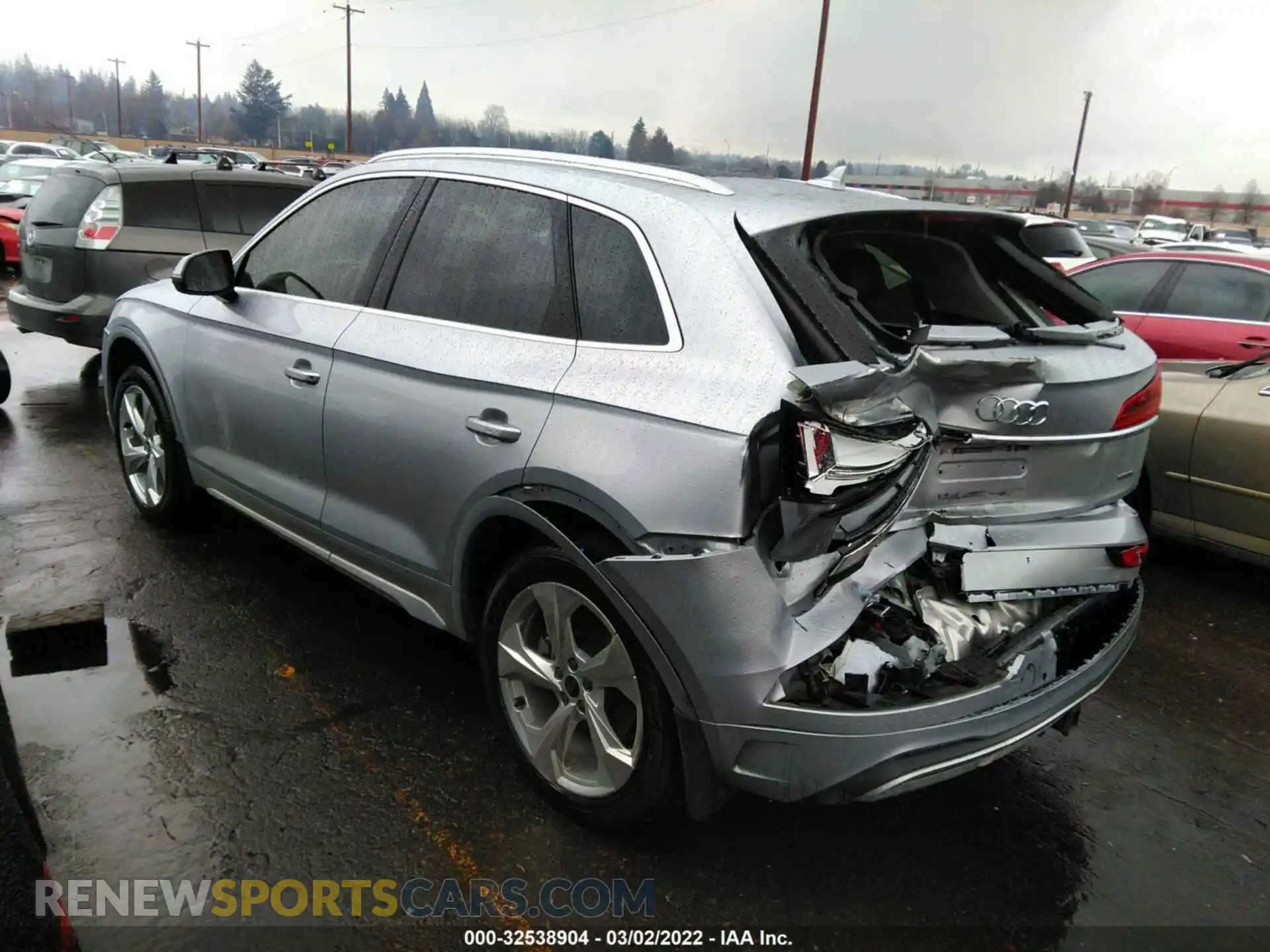 3 Photograph of a damaged car WA1BAAFY3M2063414 AUDI Q5 2021