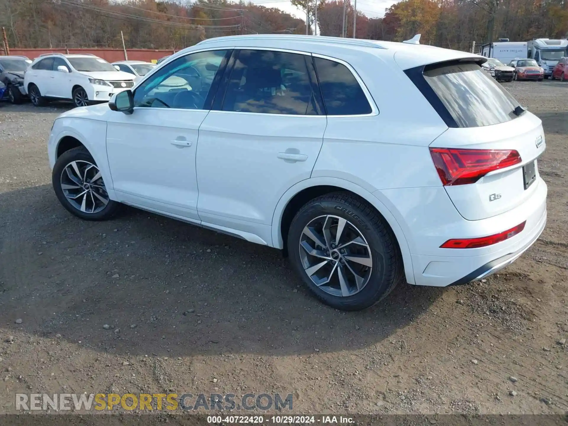 3 Photograph of a damaged car WA1BAAFY3M2078267 AUDI Q5 2021
