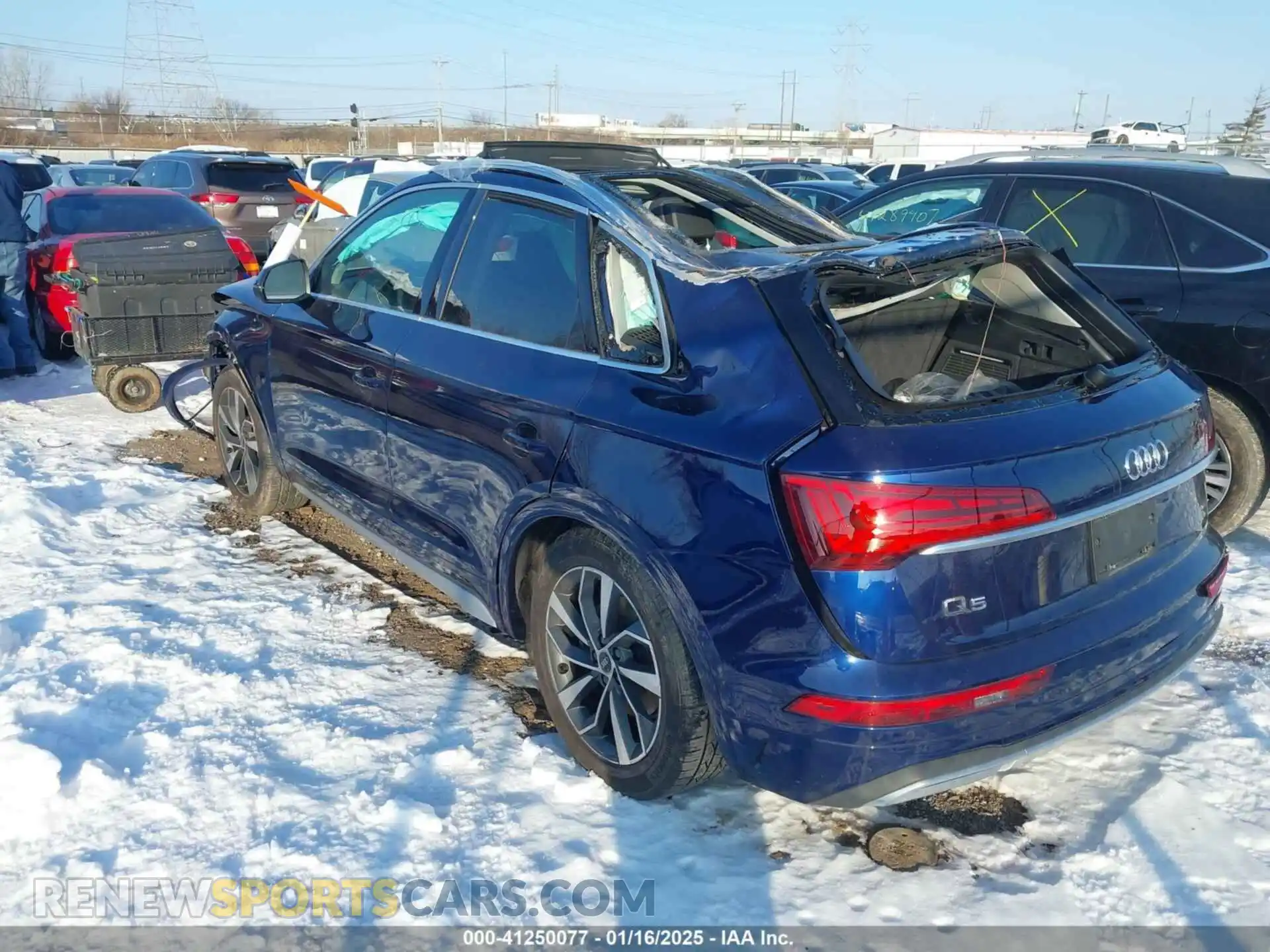 3 Фотография поврежденного автомобиля WA1BAAFY3M2085431 AUDI Q5 2021