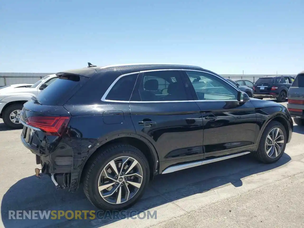 3 Фотография поврежденного автомобиля WA1BAAFY3M2104320 AUDI Q5 2021