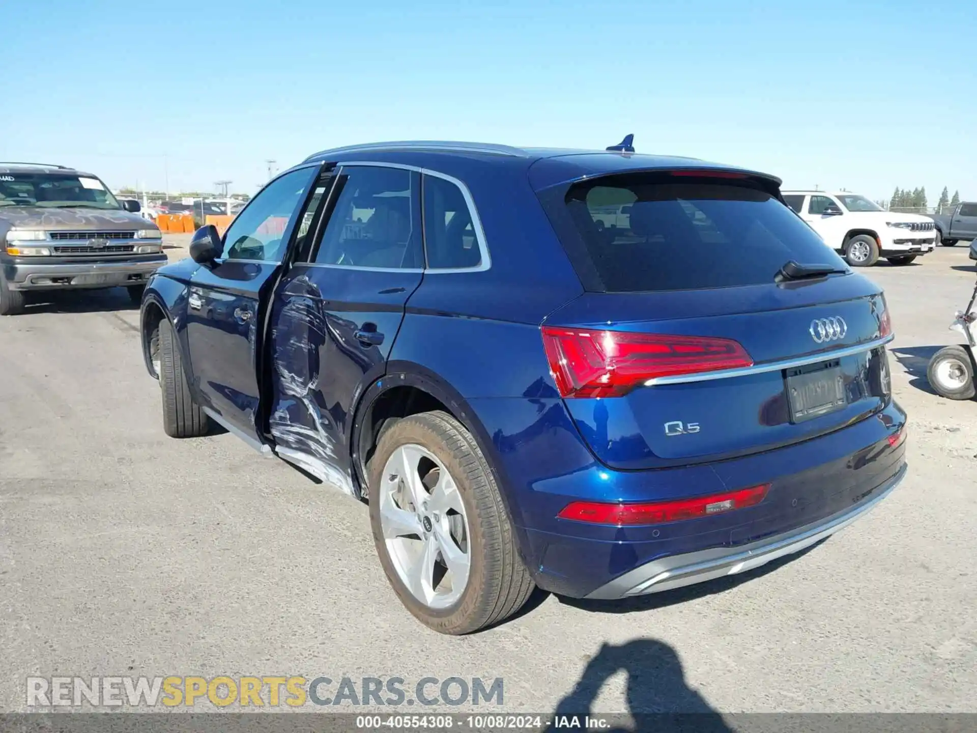 3 Photograph of a damaged car WA1BAAFY4M2028350 AUDI Q5 2021