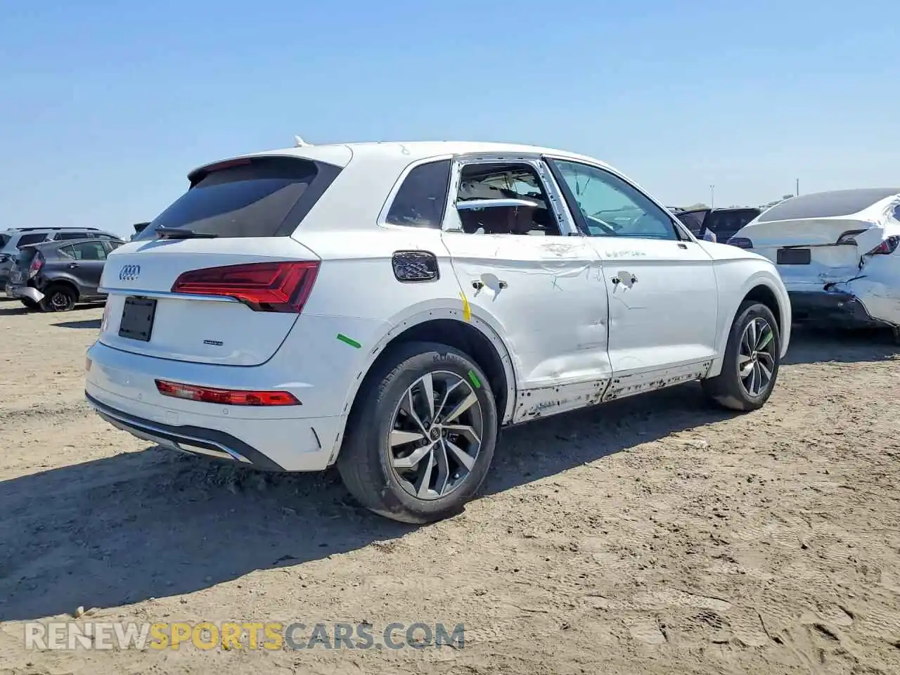 3 fotografías del automóvil dañado WA1BAAFY4M2072915 AUDI Q5 2021