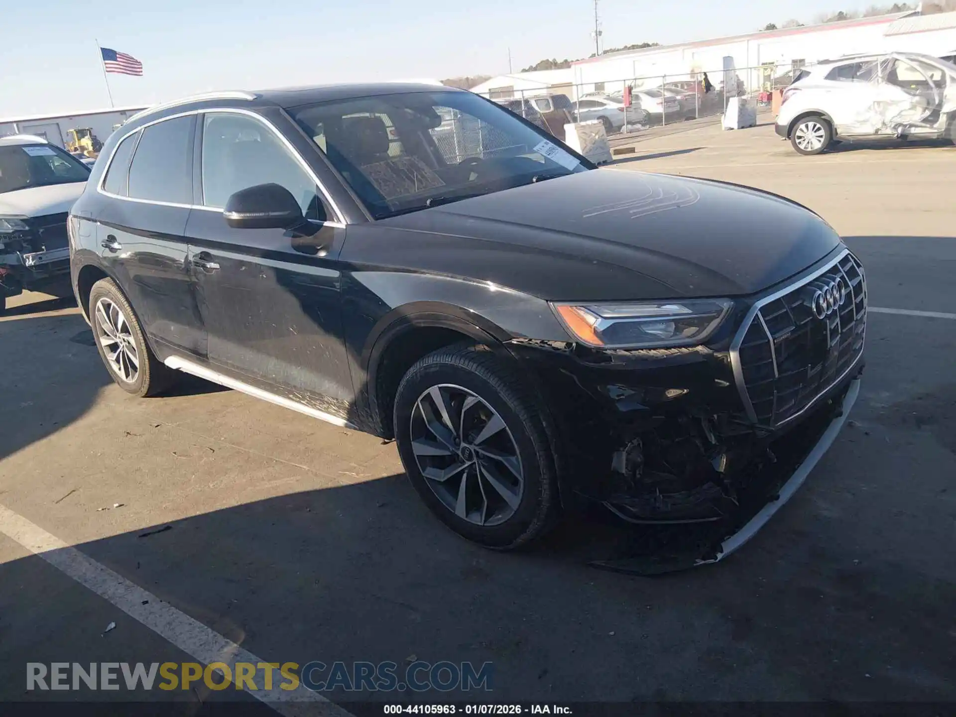 1 Photograph of a damaged car WA1BAAFY5M2015980 AUDI Q5 2021