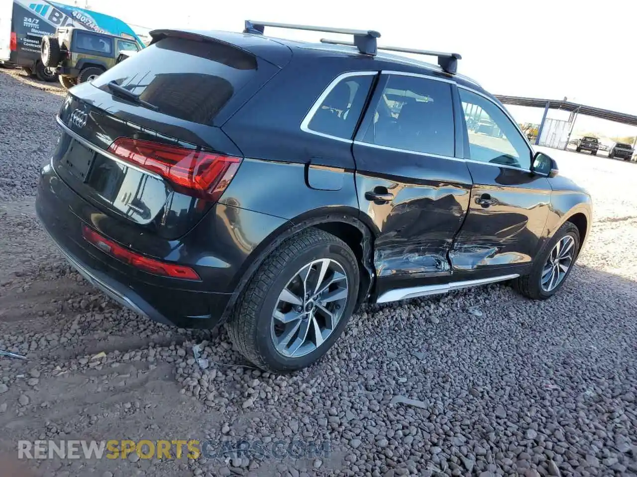 3 Photograph of a damaged car WA1BAAFY5M2017891 AUDI Q5 2021