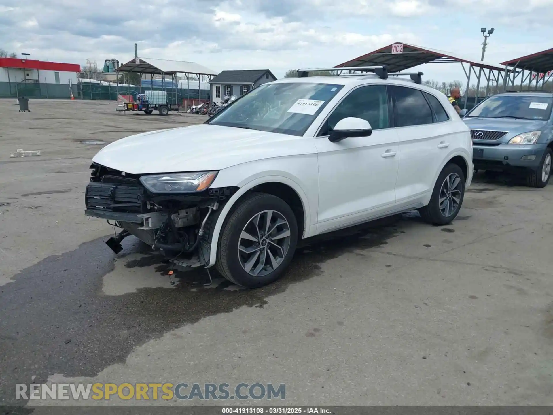 2 Photograph of a damaged car WA1BAAFY5M2018717 AUDI Q5 2021