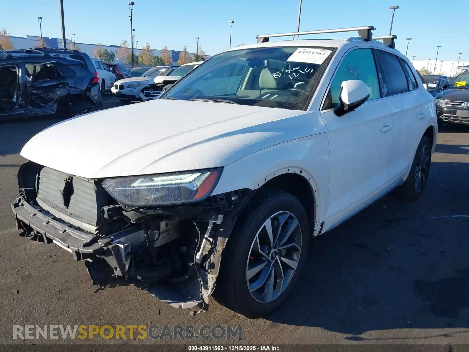 2 Photograph of a damaged car WA1BAAFY5M2019110 AUDI Q5 2021