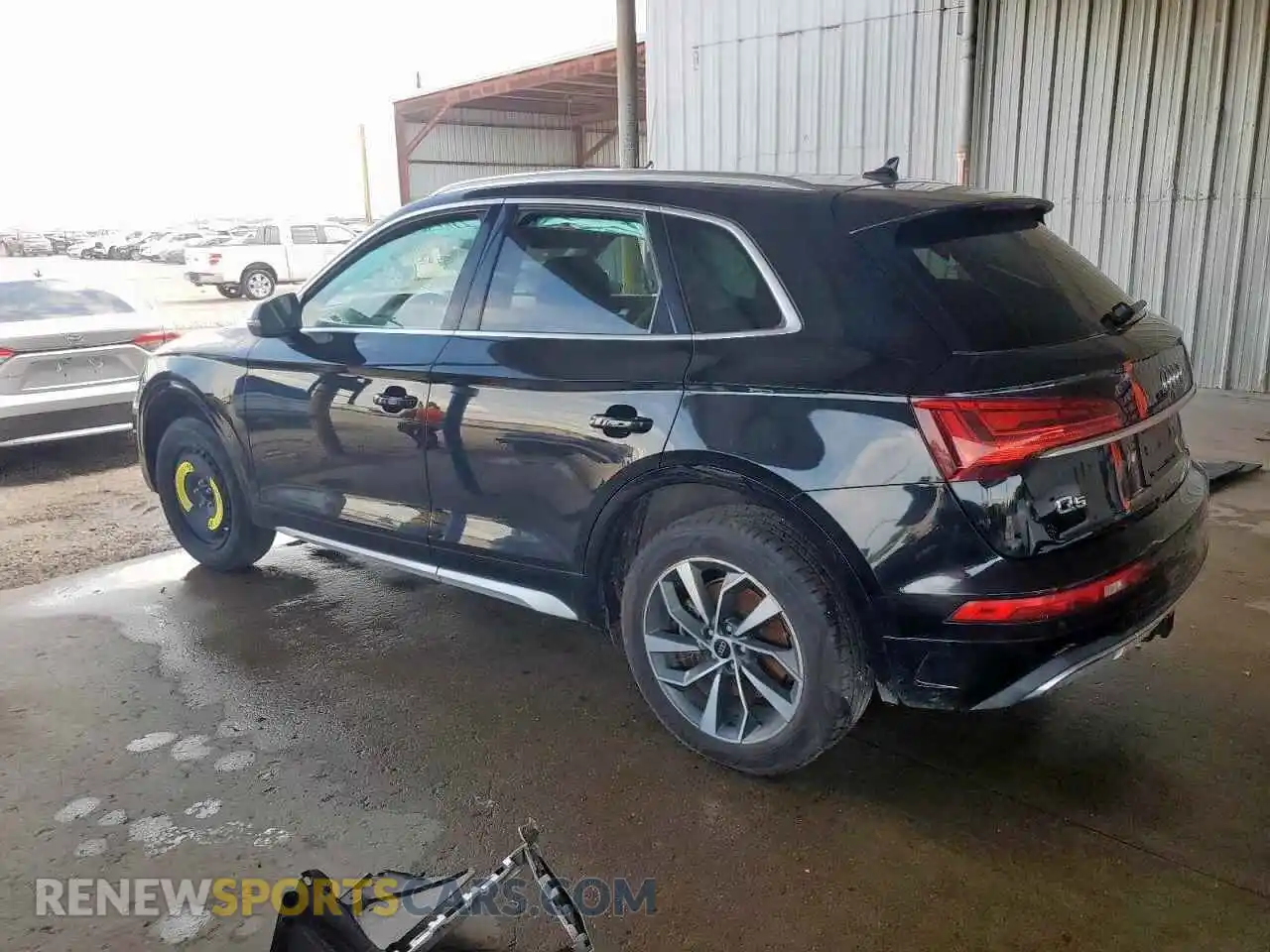 2 Photograph of a damaged car WA1BAAFY5M2021634 AUDI Q5 2021