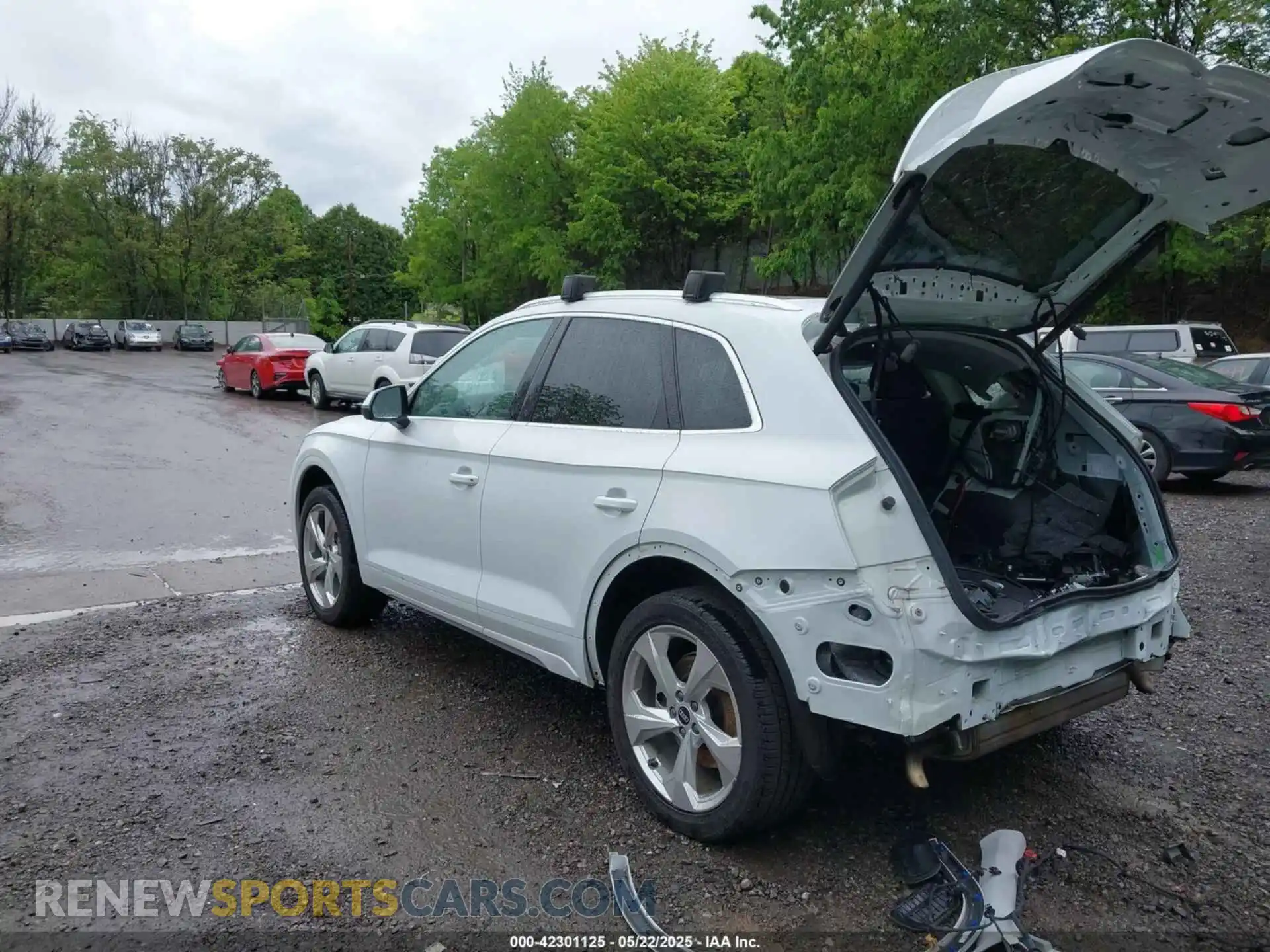 3 Фотография поврежденного автомобиля WA1BAAFY5M2063446 AUDI Q5 2021
