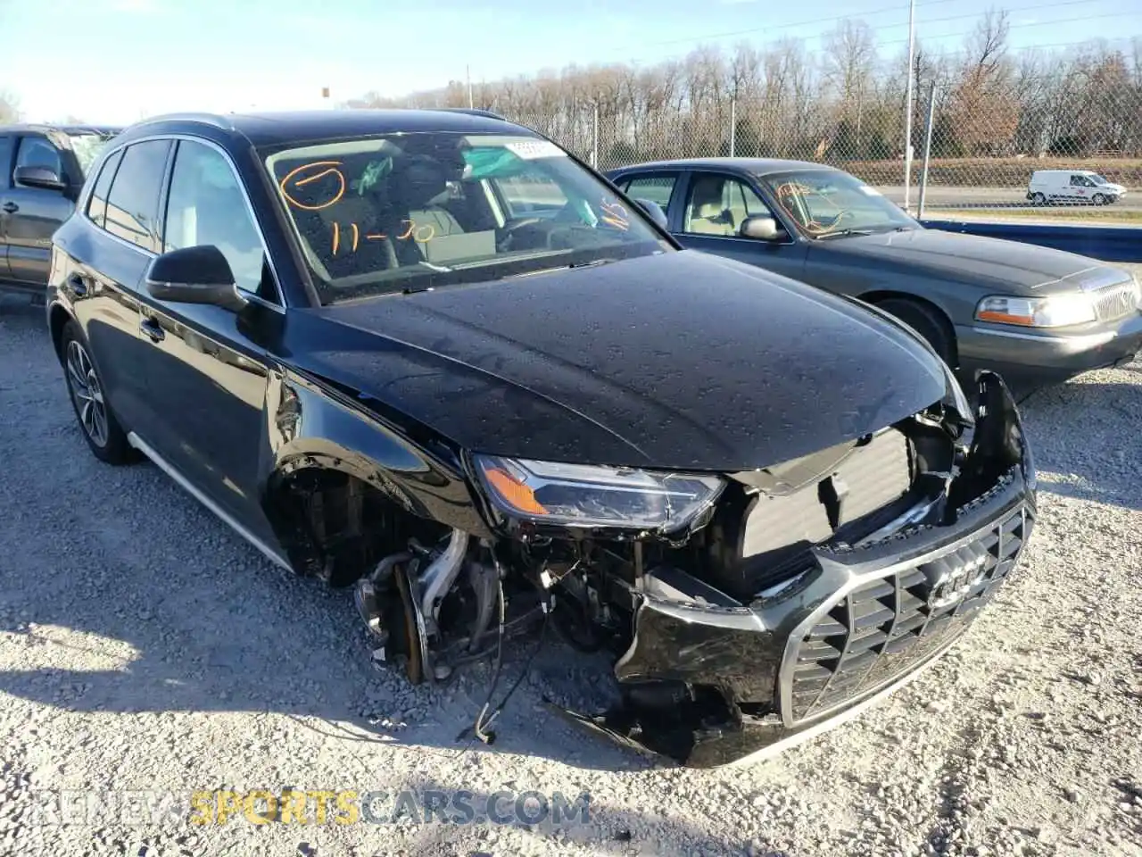 1 Photograph of a damaged car WA1BAAFY5M2085124 AUDI Q5 2021