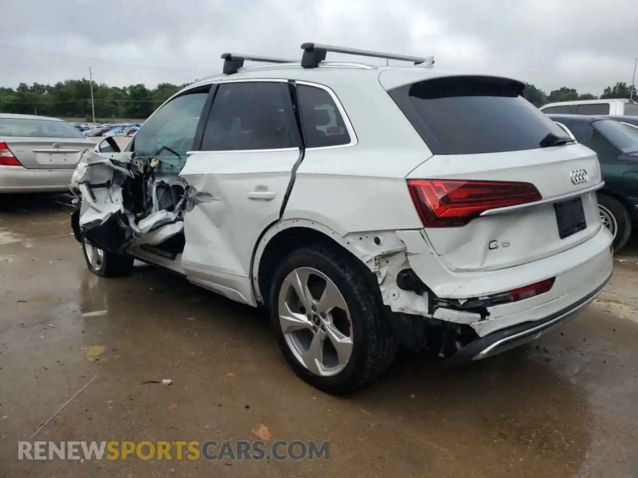 2 Photograph of a damaged car WA1BAAFY6M2010268 AUDI Q5 2021