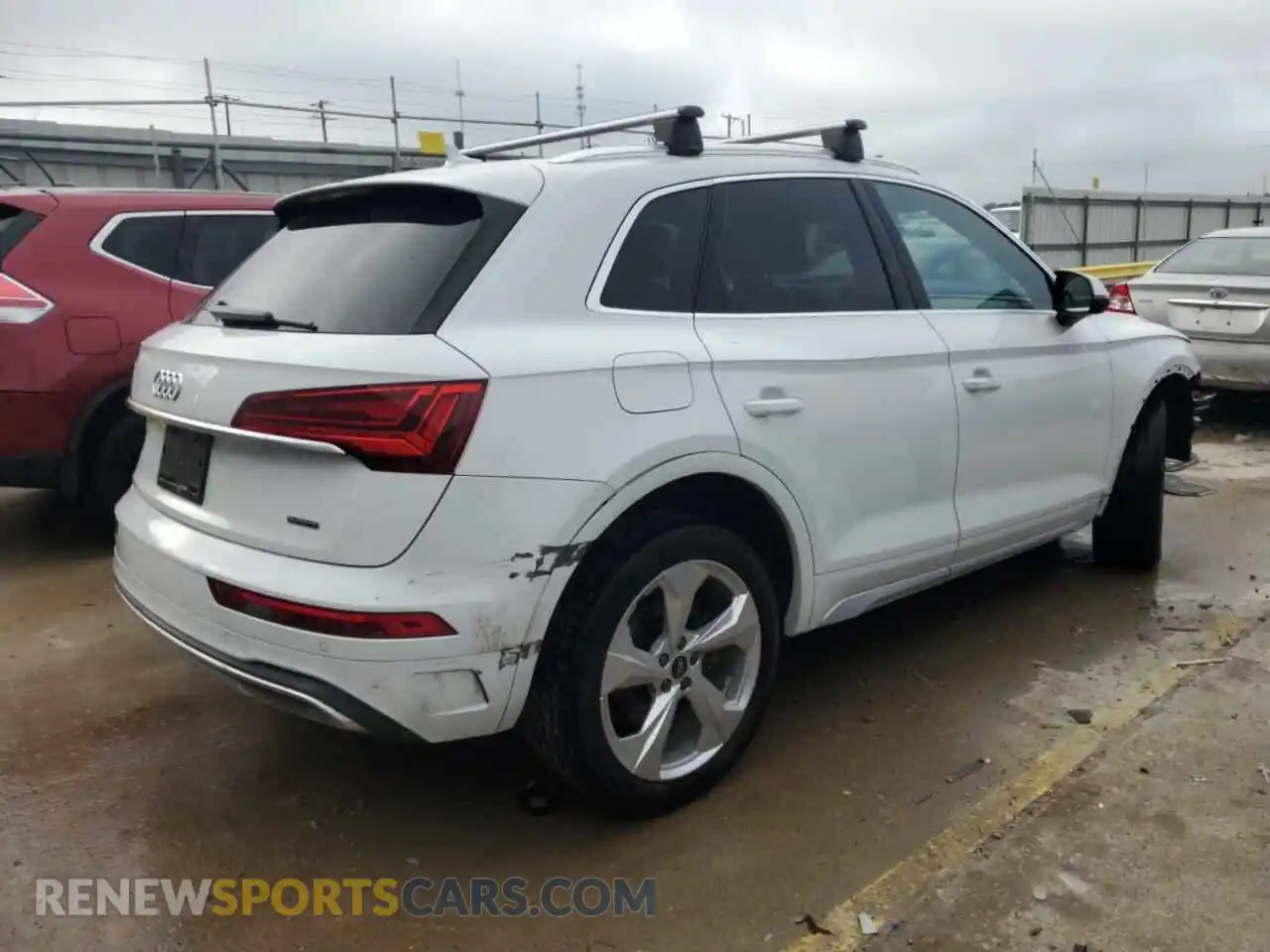 3 Photograph of a damaged car WA1BAAFY6M2010268 AUDI Q5 2021