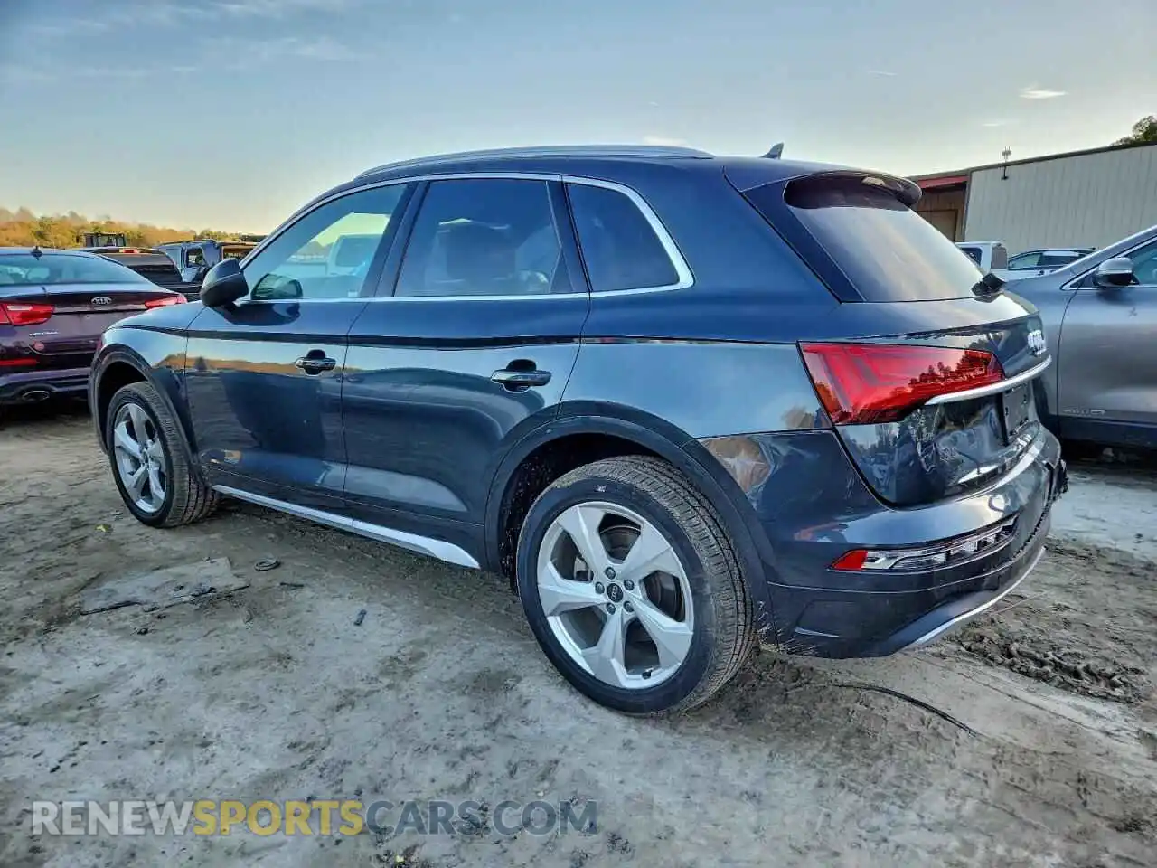 2 Photograph of a damaged car WA1BAAFY6M2061463 AUDI Q5 2021