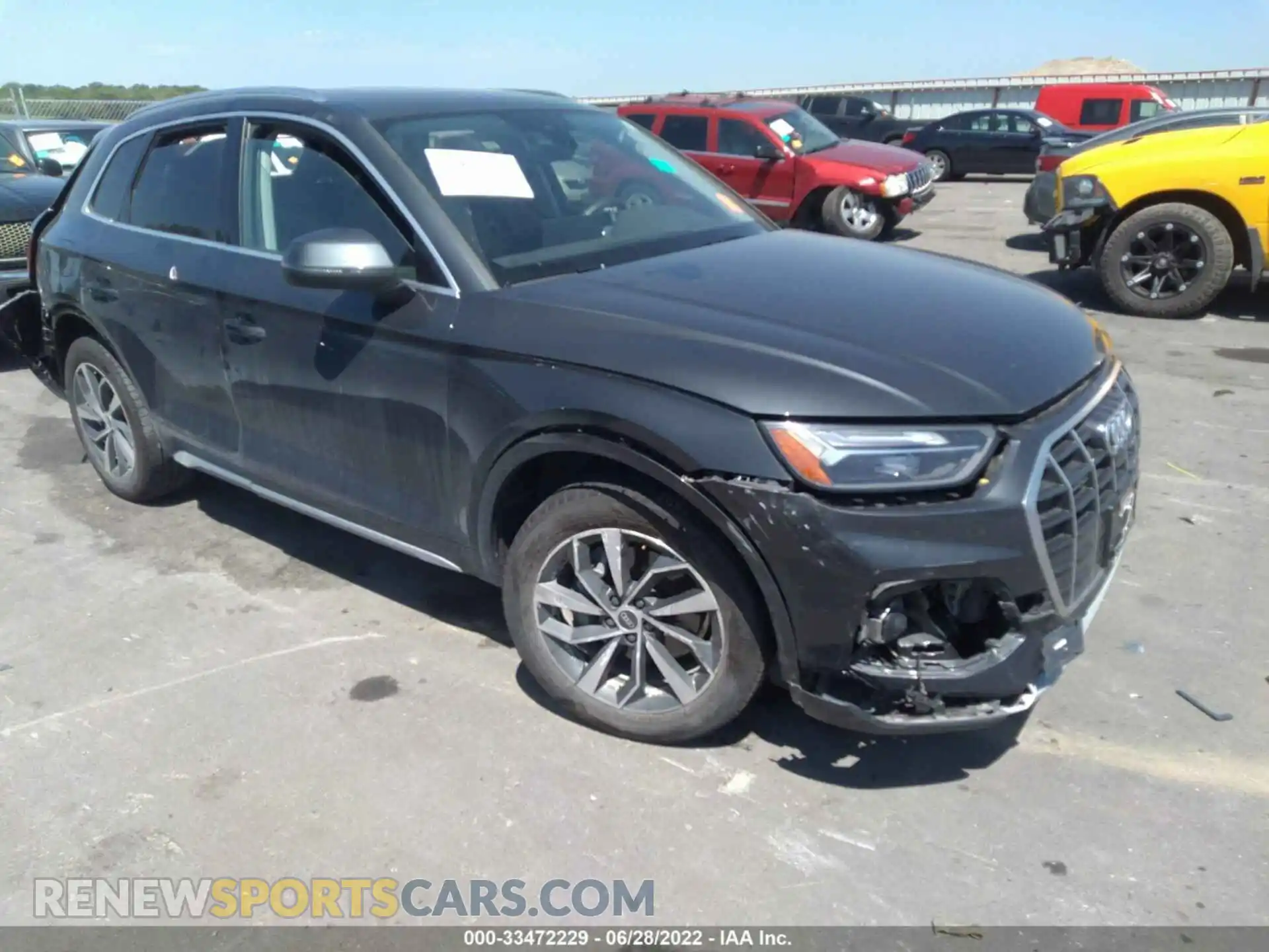 1 Photograph of a damaged car WA1BAAFY6M2065173 AUDI Q5 2021