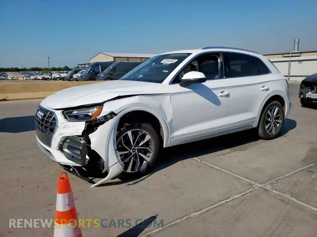 1 Photograph of a damaged car WA1BAAFY6M2068512 AUDI Q5 2021