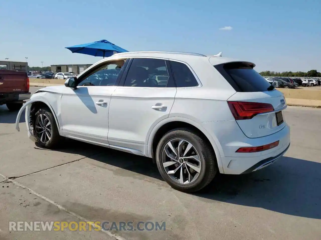 2 Photograph of a damaged car WA1BAAFY6M2068512 AUDI Q5 2021