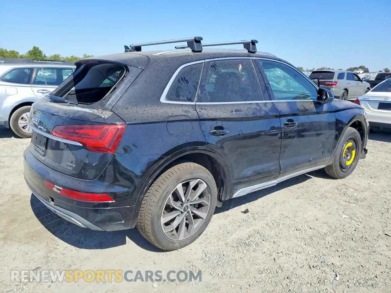 3 Photograph of a damaged car WA1BAAFY6M2105672 AUDI Q5 2021