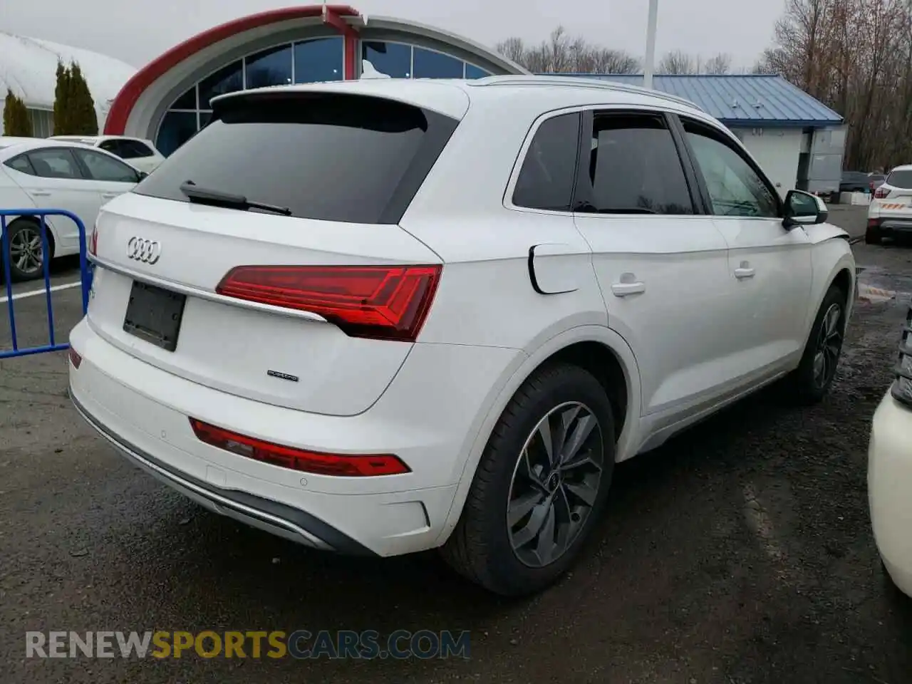 3 Photograph of a damaged car WA1BAAFY7M2018914 AUDI Q5 2021