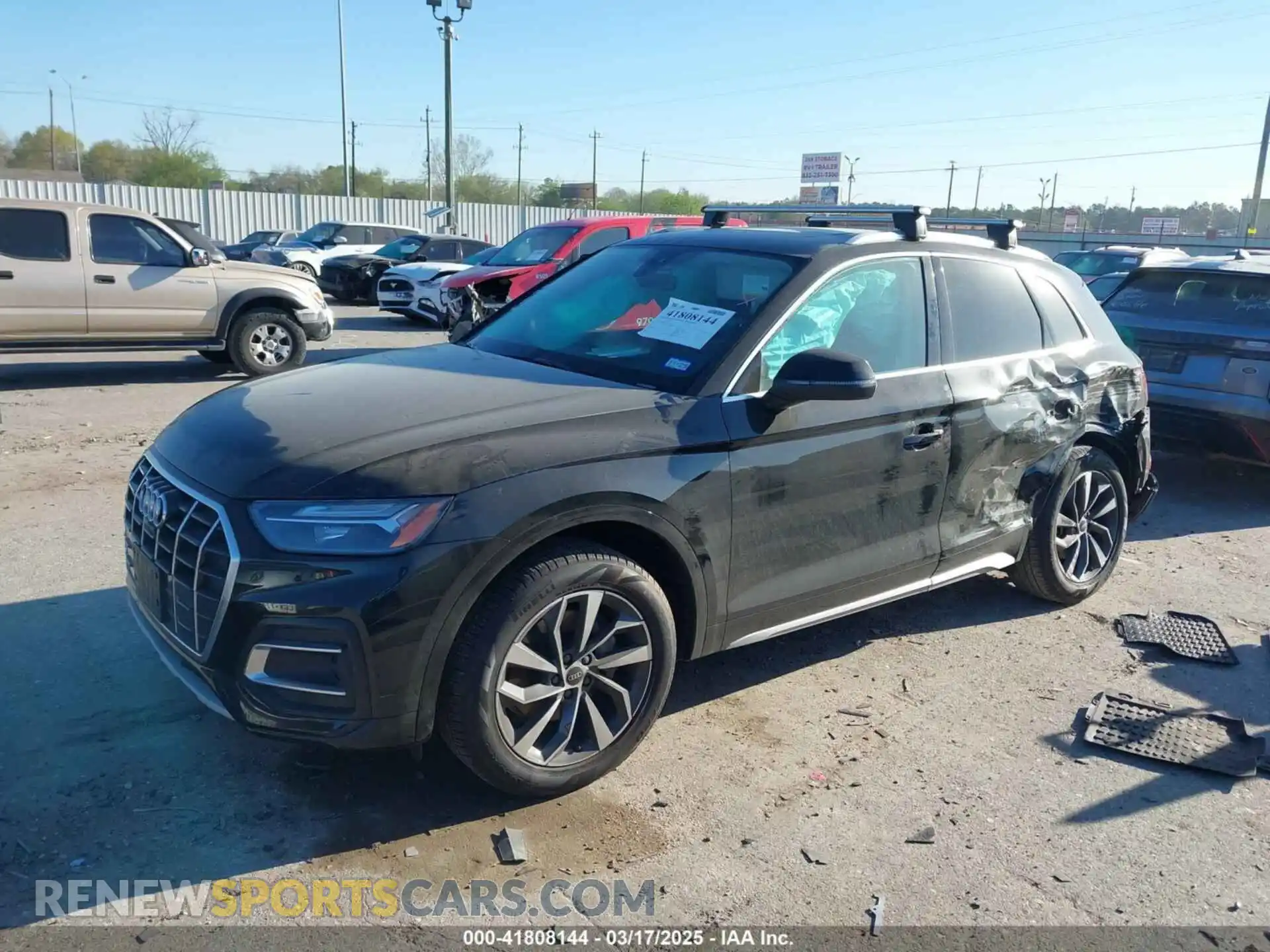 2 Photograph of a damaged car WA1BAAFY7M2112601 AUDI Q5 2021