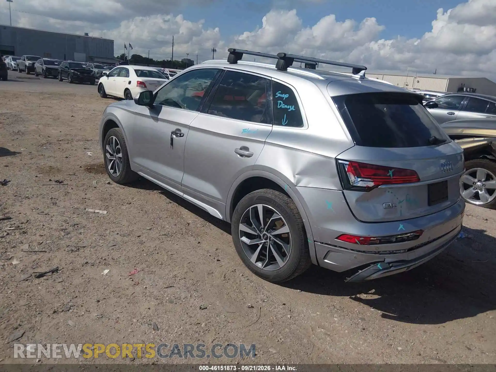 3 Photograph of a damaged car WA1BAAFY8M2020820 AUDI Q5 2021