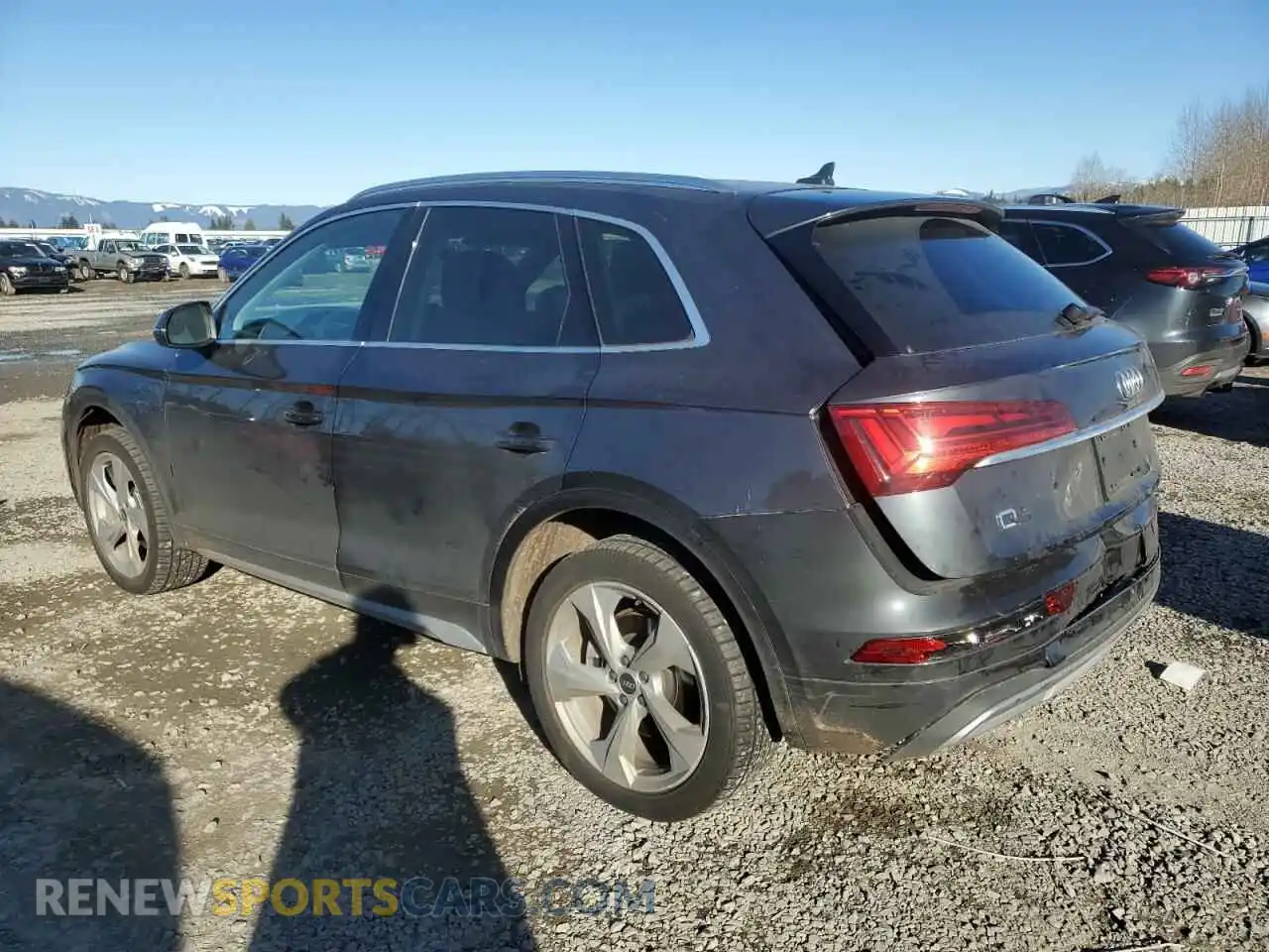2 Photograph of a damaged car WA1BAAFY8M2025578 AUDI Q5 2021