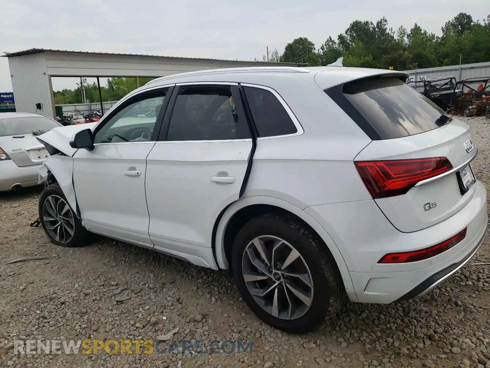 3 Photograph of a damaged car WA1BAAFY8M2051520 AUDI Q5 2021