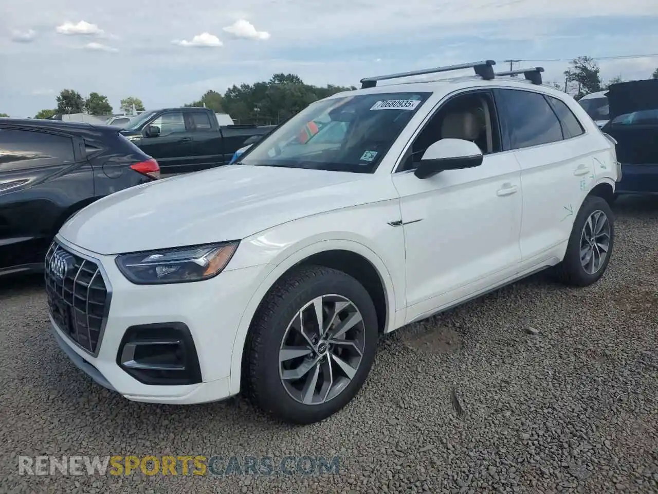 1 Photograph of a damaged car WA1BAAFY8M2051971 AUDI Q5 2021