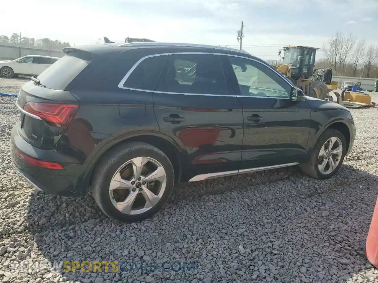 3 Photograph of a damaged car WA1BAAFY8M2082461 AUDI Q5 2021