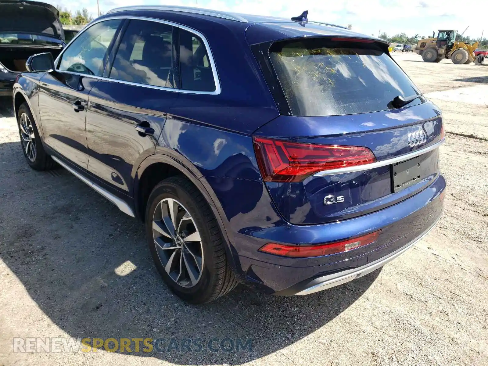 3 Photograph of a damaged car WA1BAAFY8M2095419 AUDI Q5 2021