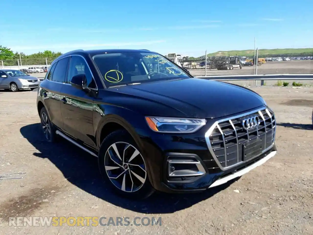 1 Photograph of a damaged car WA1BAAFY8M2125163 AUDI Q5 2021