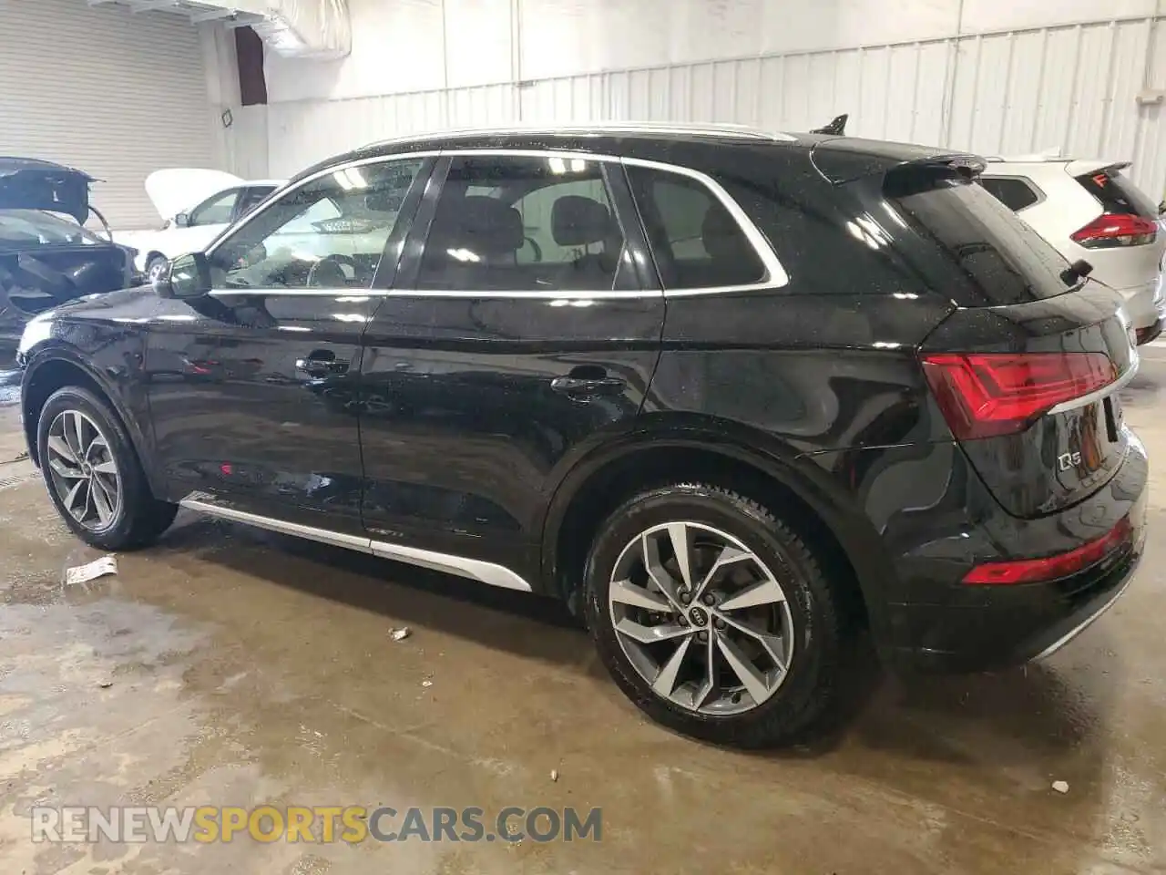 2 Photograph of a damaged car WA1BAAFY9M2019966 AUDI Q5 2021