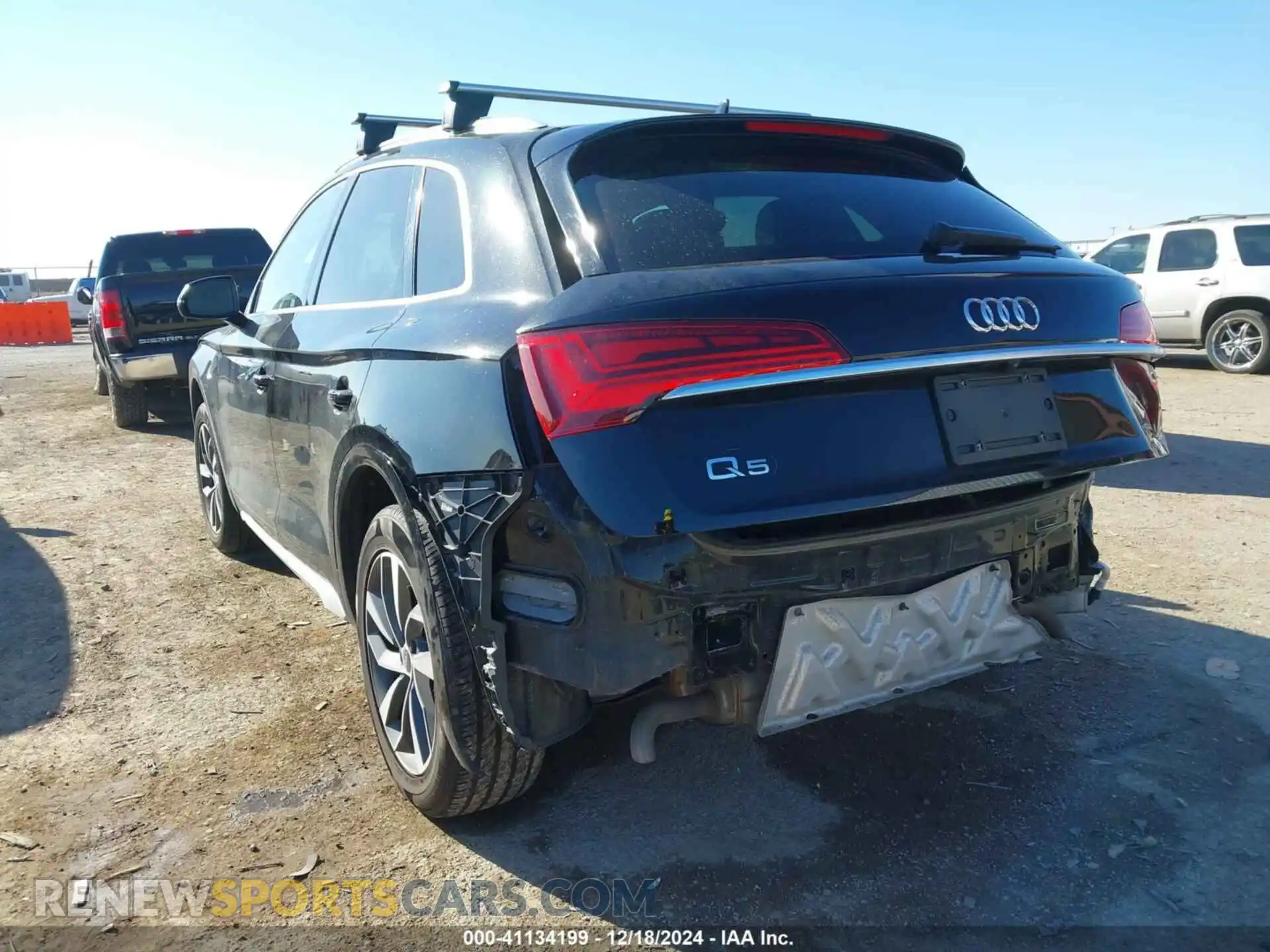 3 Photograph of a damaged car WA1BAAFY9M2023211 AUDI Q5 2021
