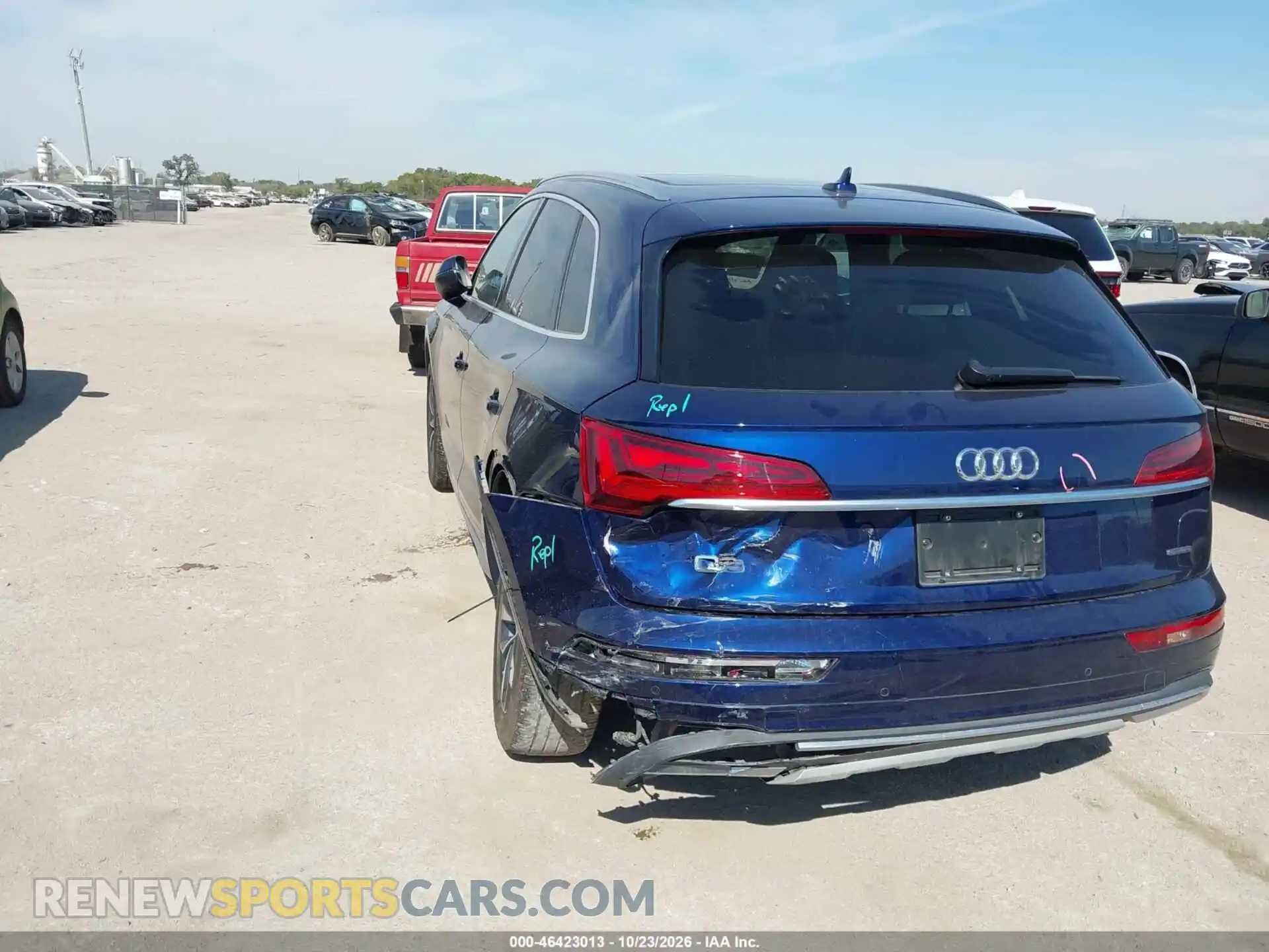 3 Photograph of a damaged car WA1BAAFY9M2049372 AUDI Q5 2021
