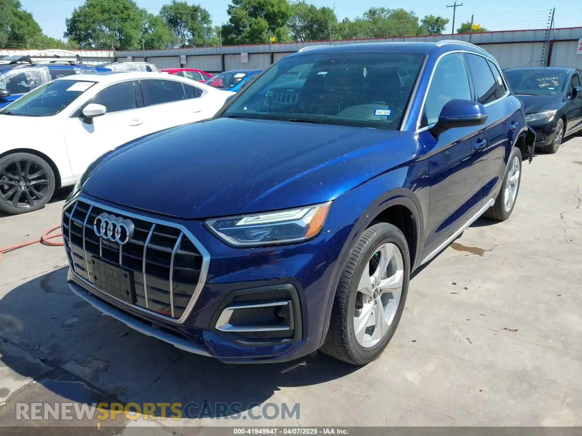 2 Photograph of a damaged car WA1BAAFY9M2055754 AUDI Q5 2021