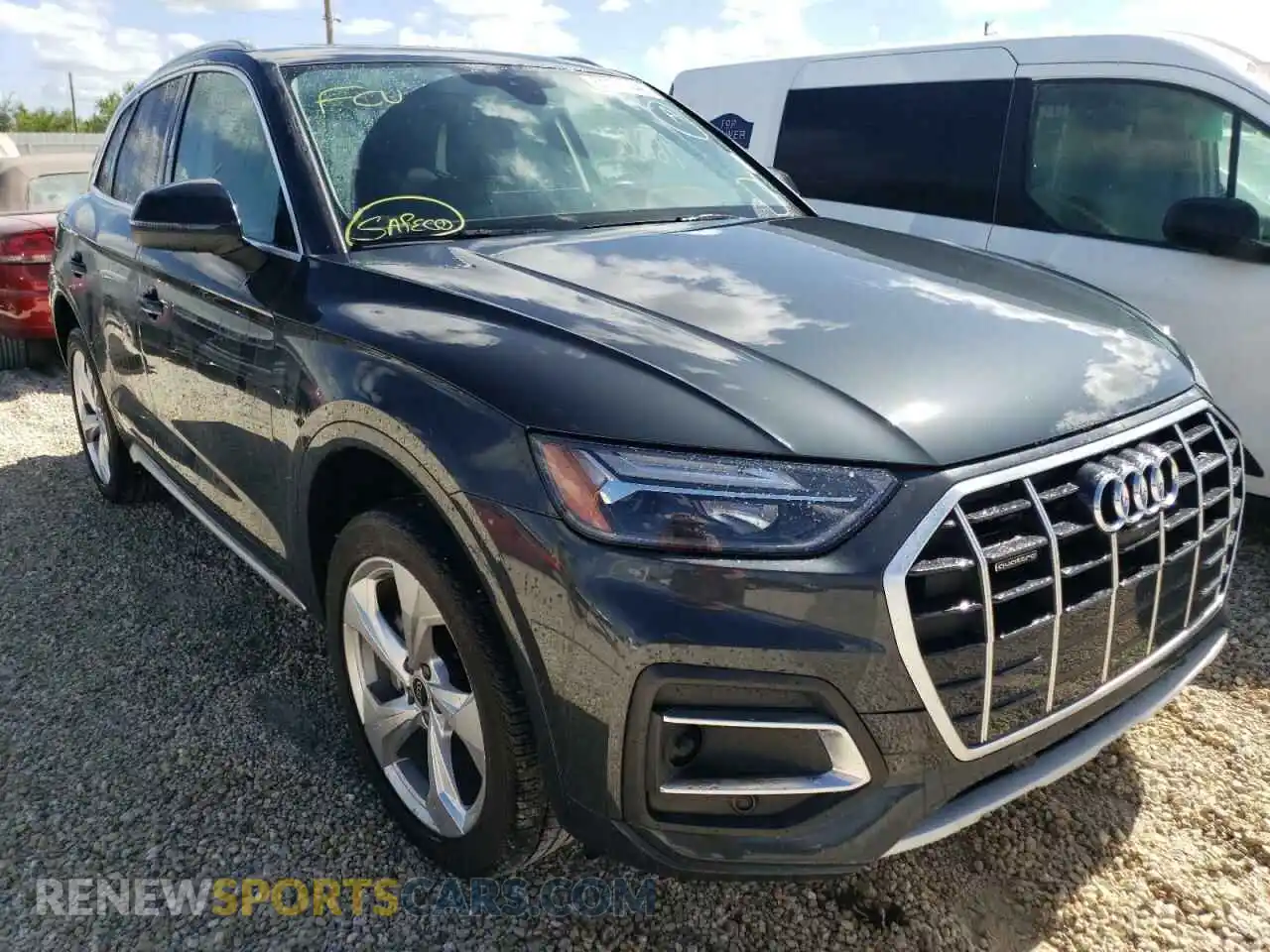 1 Photograph of a damaged car WA1BAAFY9M2060548 AUDI Q5 2021