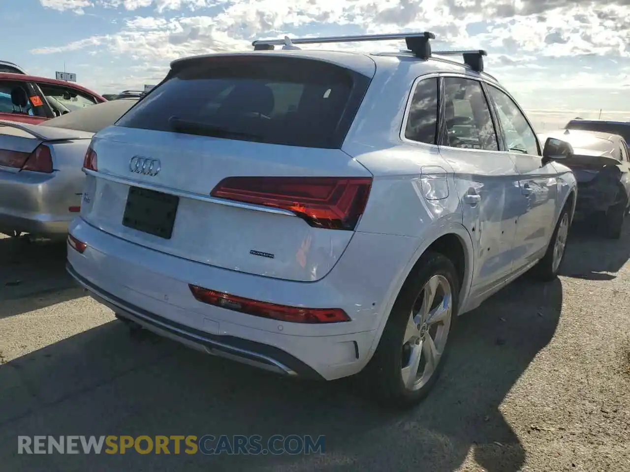 3 Photograph of a damaged car WA1BAAFY9M2071131 AUDI Q5 2021